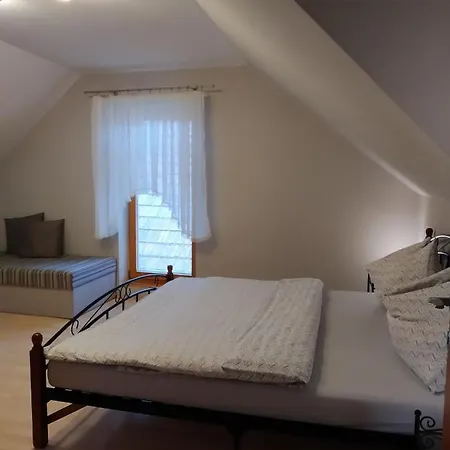 Elizabet Lägenhet *